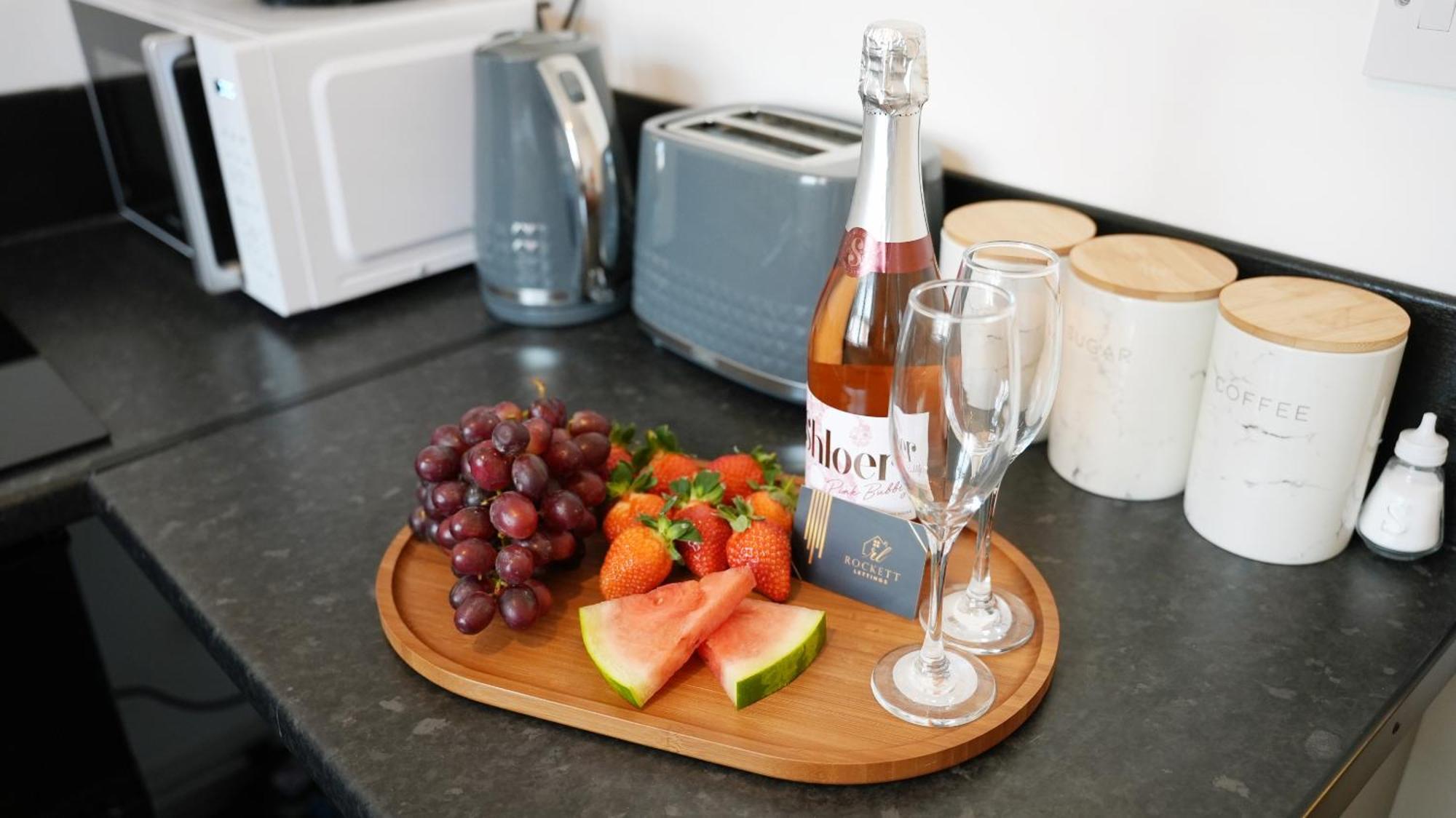 City Centre House, Parking With Ev, Free Wifi, Netflix Coventry Eksteriør bilde